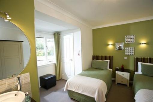 фото отеля Distant Hills Guest House