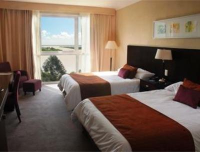 фото отеля Howard Johnson Plaza Hotel Mayorazgo Parana
