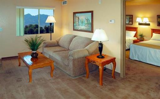 фото отеля Nellis Suites