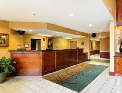фото отеля Ramada McComb