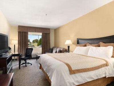 фото отеля Ramada McComb