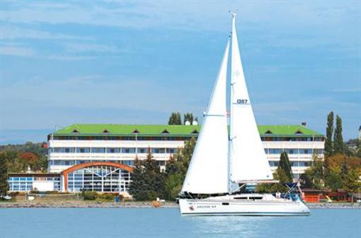 фото отеля Hotel Marina Port