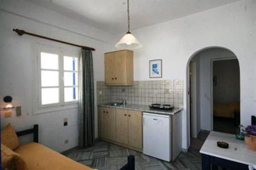 фото отеля Studios and Apartments Hara