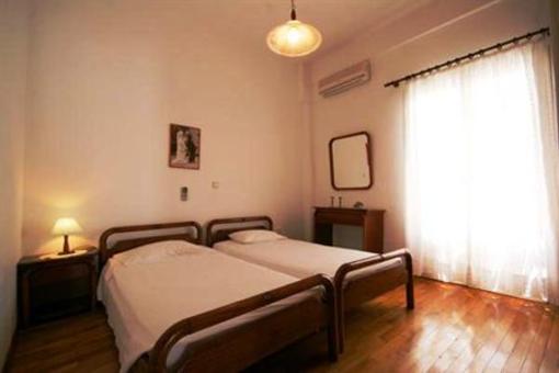 фото отеля Studios and Apartments Hara