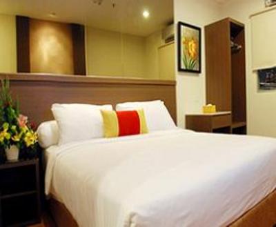 фото отеля Golden Bay Hotel
