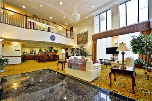 фото отеля BEST WESTERN Dayton Inn And Suites
