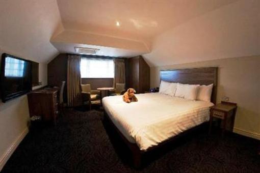 фото отеля The Dog and Doublet Inn Sandon