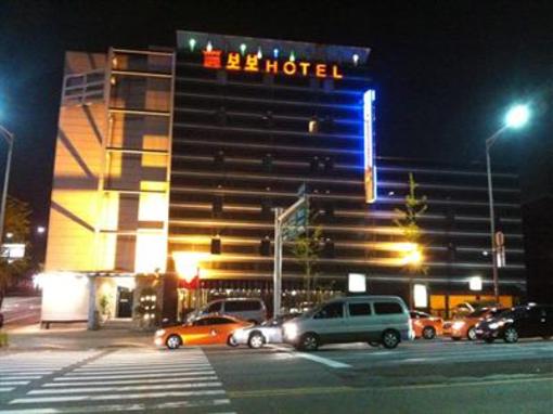 фото отеля Bobo Hotel Hongdae