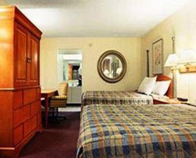 фото отеля Express Inn and Suites Clearwater