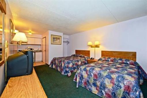 фото отеля Canadas Best Value Inn Kitchener