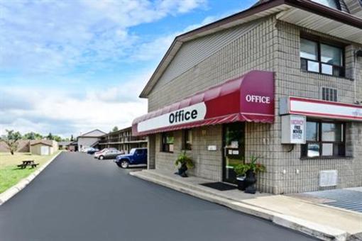 фото отеля Canadas Best Value Inn Kitchener