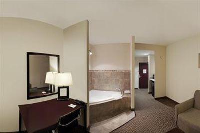 фото отеля Comfort Suites Cicero
