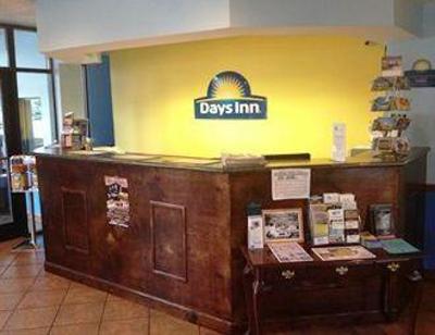 фото отеля Days Inn Savannah Richmond Hill