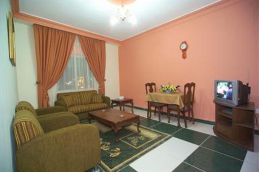 фото отеля Abu Quboh Hotel Suites