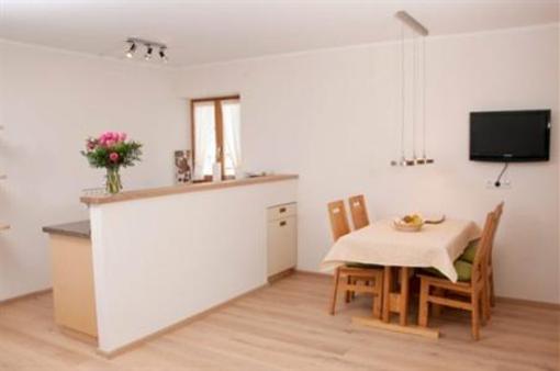 фото отеля Trinkl Holiday Apartments