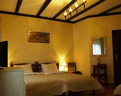 фото отеля Avalon Rooms Oradea