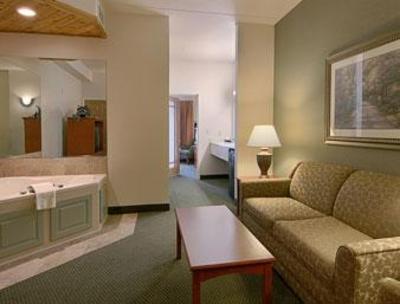 фото отеля Days Inn & Suites Bozeman