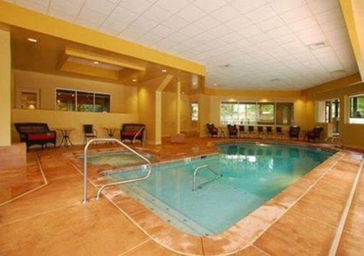 фото отеля Quality Suites Downtown