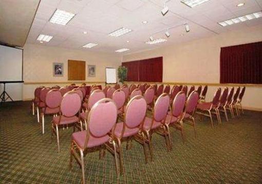 фото отеля Quality Suites Downtown