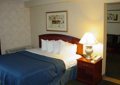 фото отеля Quality Suites Downtown