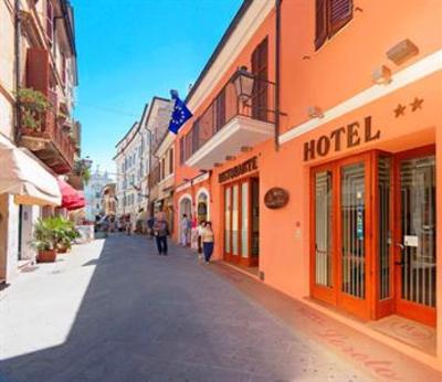 фото отеля Hotel Loreto