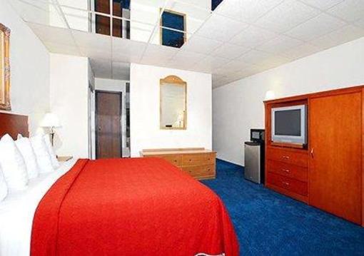 фото отеля Quality Inn & Suites Salina