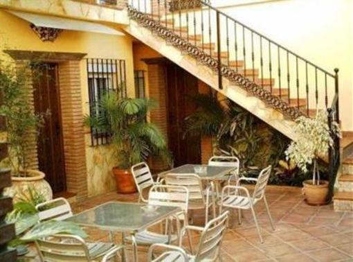фото отеля Nogal Pedregalejo Hostal Malaga