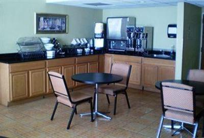 фото отеля Quality Inn & Suites Fort Bragg