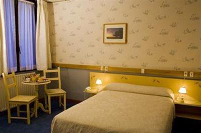 фото отеля Hotel des 4 Soeurs