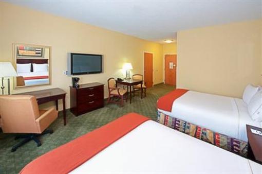 фото отеля Holiday Inn Express Hotel & Suites I-10 East