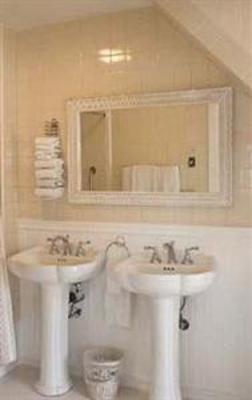 фото отеля Glenmore Plaza Hotel