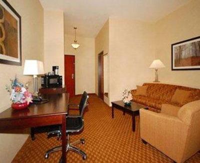 фото отеля Comfort Suites Hopkinsville