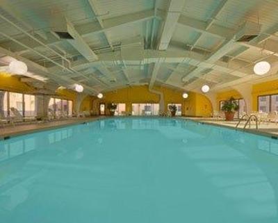 фото отеля Howard Johnson Madison