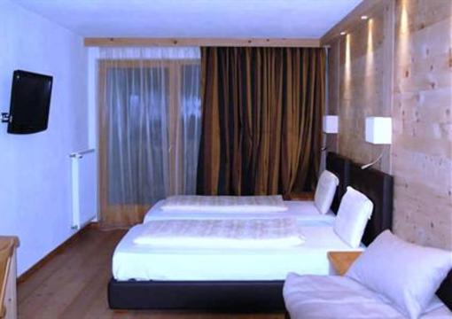 фото отеля Hotel Cristallo Badia