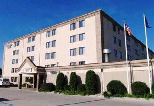 фото отеля Expressway Inn & Suites