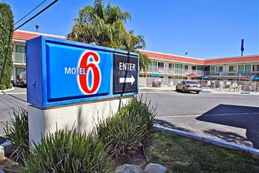 фото отеля Motel 6 Bakersfield Convention Center