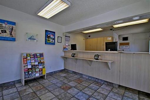 фото отеля Motel 6 Bakersfield Convention Center