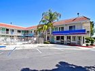 фото отеля Motel 6 Bakersfield Convention Center