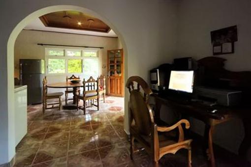 фото отеля Omusee Guesthouse