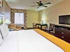 фото отеля Holiday Inn Express & Suites Clinton Mississippi