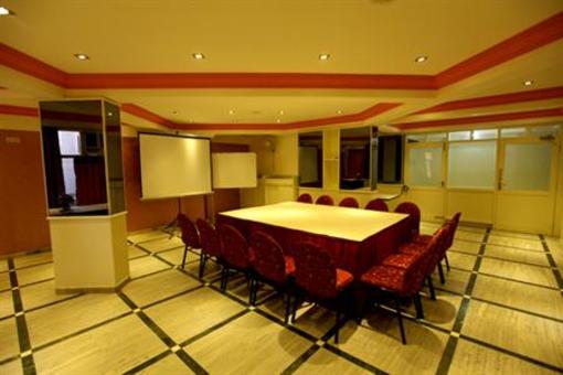 фото отеля Siddharth Palace Hotel