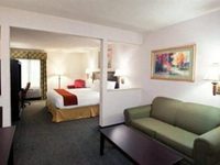 Holiday Inn Express Hotel & Suites Saint Clairsville