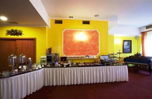 фото отеля Hotel Savoy Ceske Budejovice