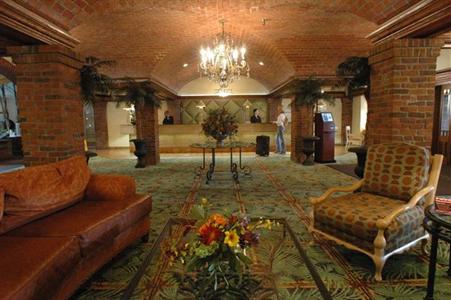 фото отеля Embassy Suites Hotel St. Paul - Downtown