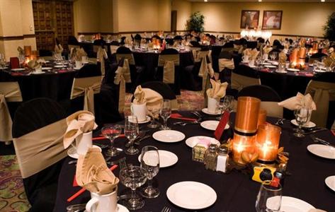 фото отеля Embassy Suites Hotel St. Paul - Downtown