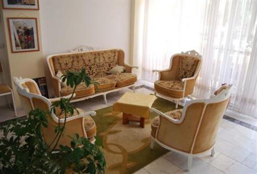 фото отеля Manolya Apartments