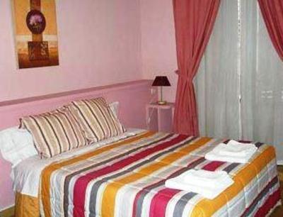 фото отеля Hostal Mirentxu