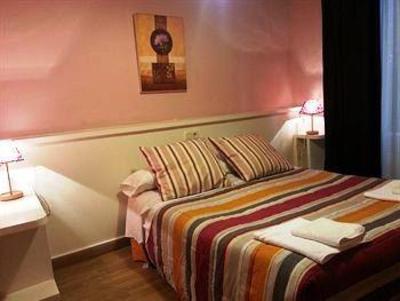 фото отеля Hostal Mirentxu
