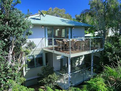 фото отеля The Retreat Beach Houses Noosa