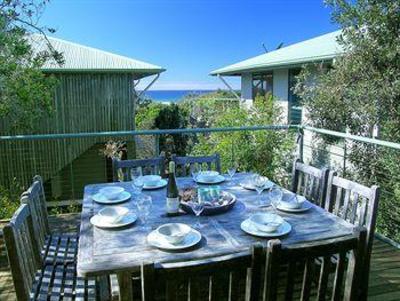 фото отеля The Retreat Beach Houses Noosa